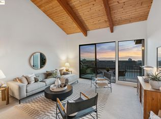 15 Marlin Cv, Oakland, CA