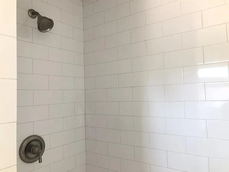 5005 De Milo Dr — Photo 16