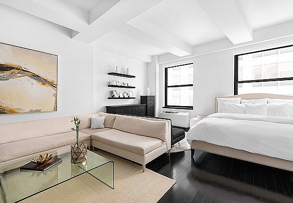 3rd image of 20 Pine St APT 2113