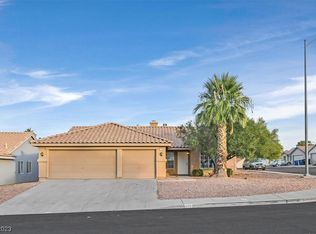 720 Canyon Country Cir, Henderson, NV 89002
