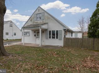 20 Farrell Ave, Ewing, NJ 08618