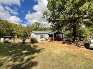 370 225th St, Garland, KS 66741