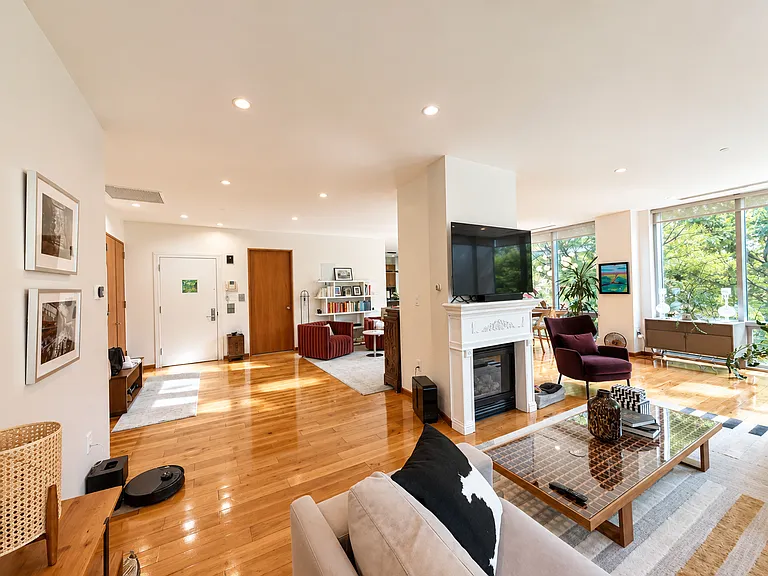 183 State St #2 — Photo 3