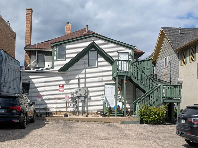 229 Center St #B — Photo 9