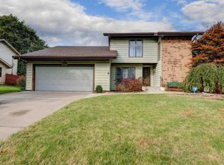 1447 W Highland St, Springfield, MO 65807