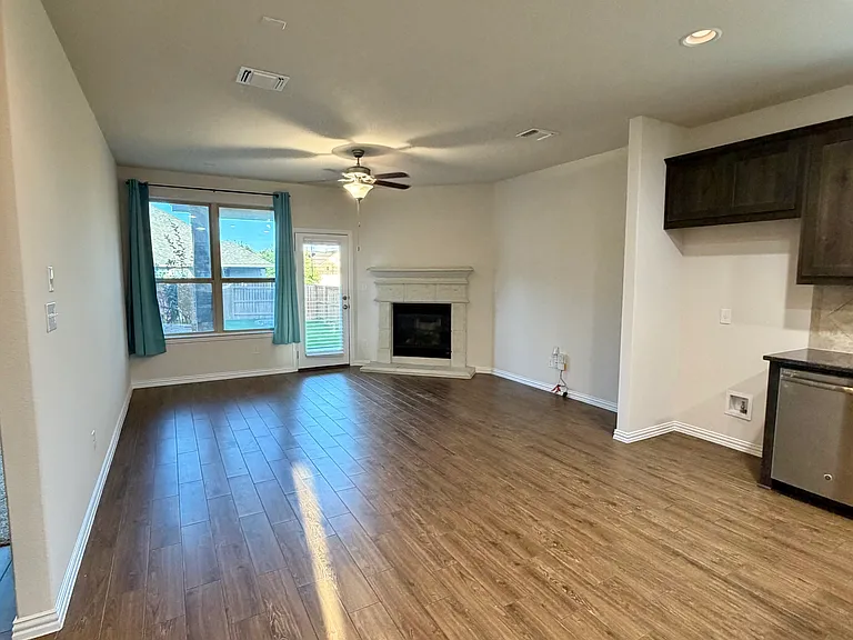 4101 Presidio Ln — Photo 4