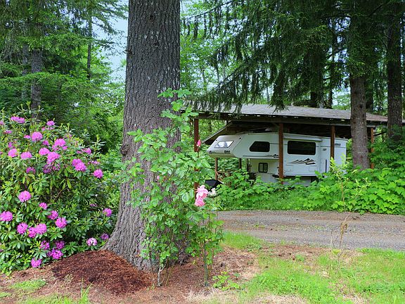 5th image of 6014 Salmon River Hwy