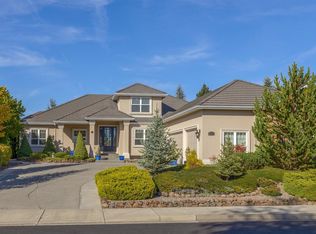 207 Pine Lake Dr, Eagle Pt, OR 97524