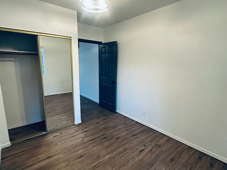 531 Haggin Ave #B — Photo 11