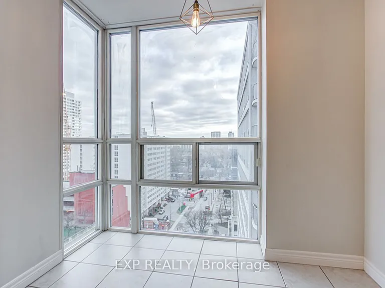 43 Eglinton Ave E #1509 — Photo 12