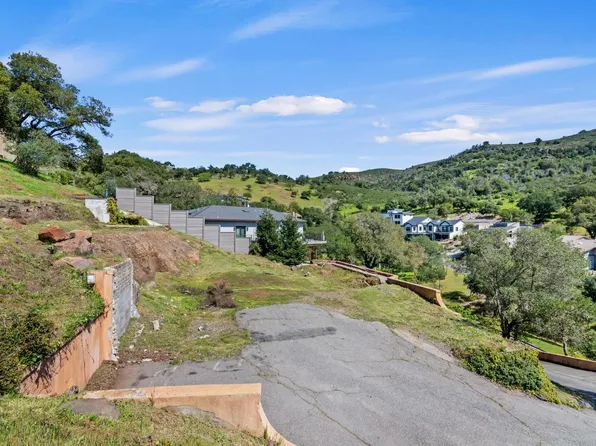 542 Westgate Drive, Napa, CA 94558