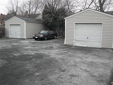 2nd image of 1541 Coventry Rd