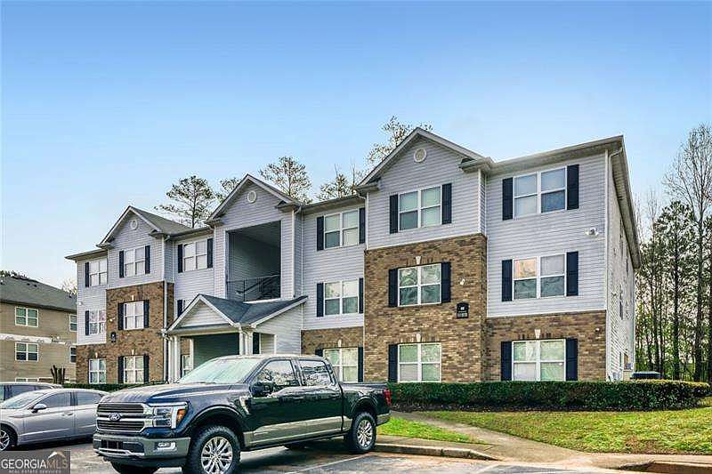 1st image of 10204 Fairington Ridge Cir