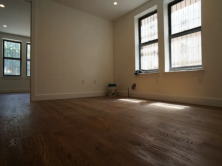 297 Schaefer St #1F — Photo 4