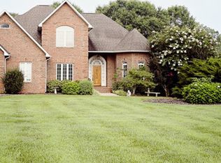 102 Wyndham Cv, Cherryville, NC 28021