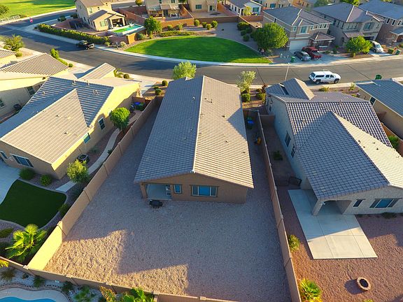 4th image of 41190 W Elm Dr