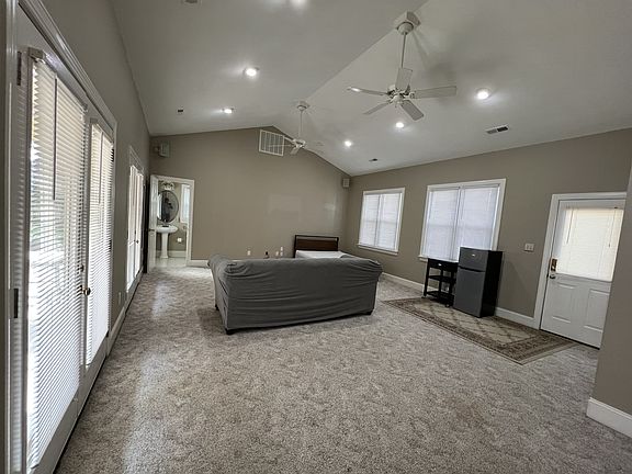 4th image of 8254 Quail Hollow Dr