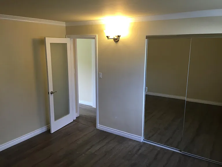 1736 E Sycamore Ave #A — Photo 10