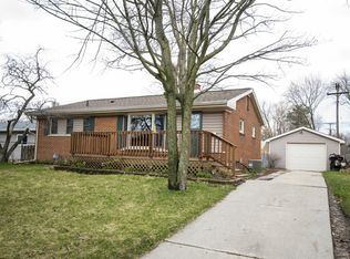 3310 Lancaster St, Midland, MI 48642