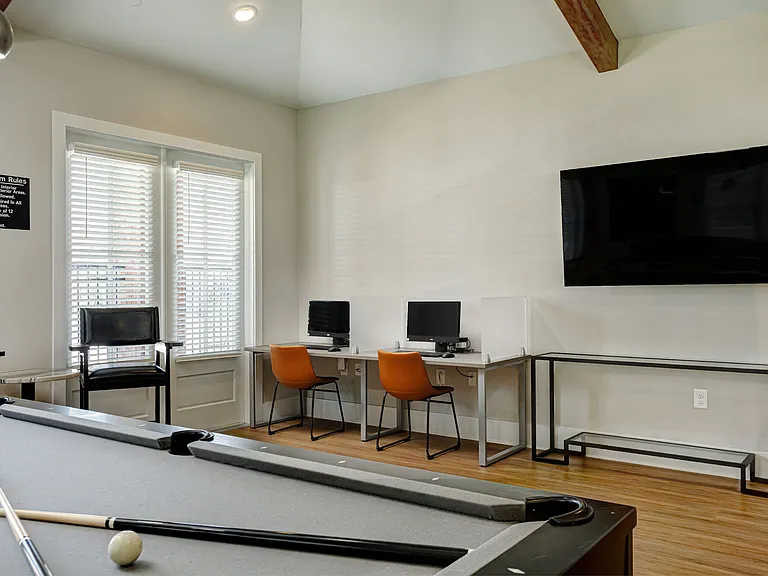 Clear Creek Springdale Apartments — Photo 25