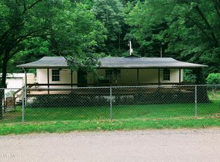 5173 Indian Creek Rd, Bee, VA 24217