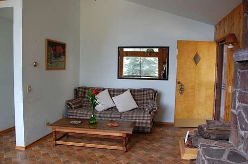 5th image of 490 Leota Way