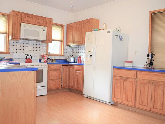 5th image of 1827 Holman St