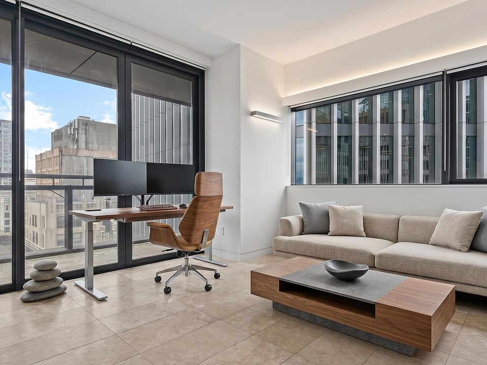 1st image of 838 Hastings St W #1404