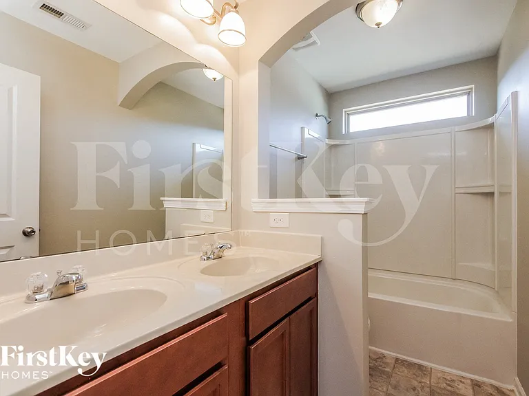 4204 Craighill Ln — Photo 14