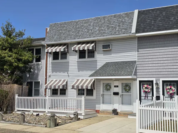 121 Seaview Ct, North Wildwood, NJ 08260