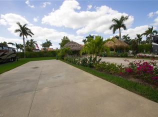 13617 Snapper Ln, Naples, FL 34114