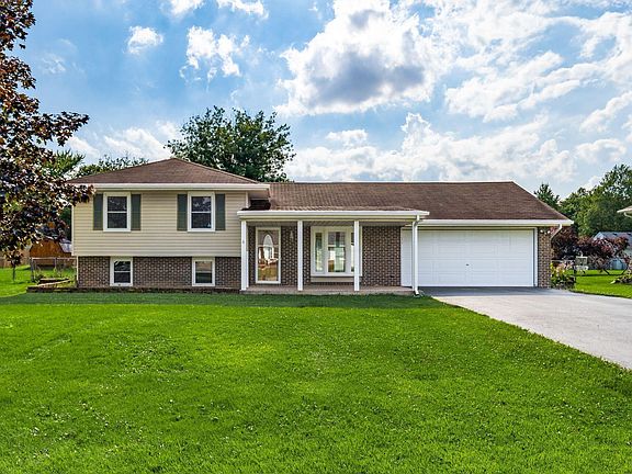 2nd image of 15737 Meadowbrook Dr