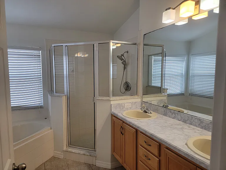 2805 Rollman Rd — Photo 14