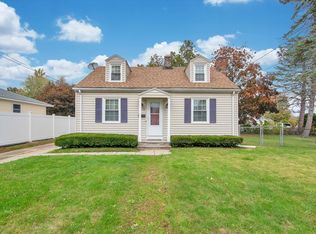 53 Seneca St, Springfield, MA 01151