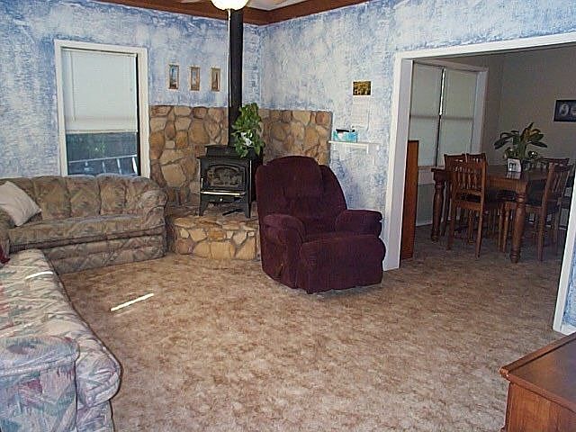 2nd image of 506 W 7th St