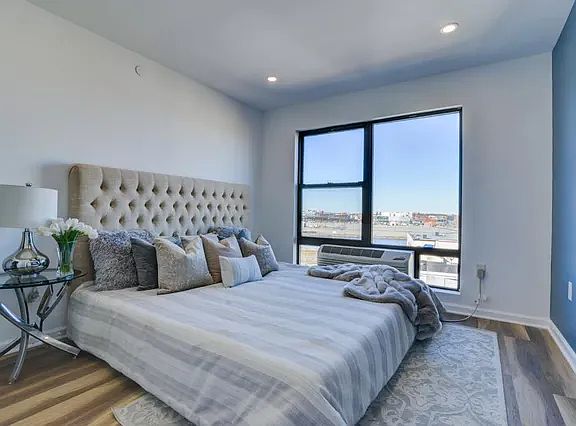 4th image of 500 Market St #Var3