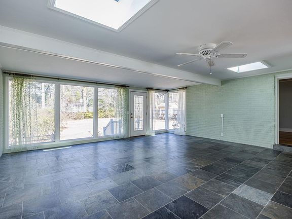 3rd image of 4603 Trenholm Rd