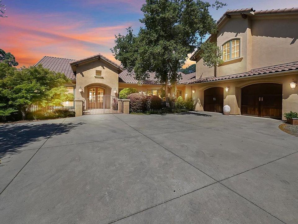 1st image of 9955 Spyglass Cir