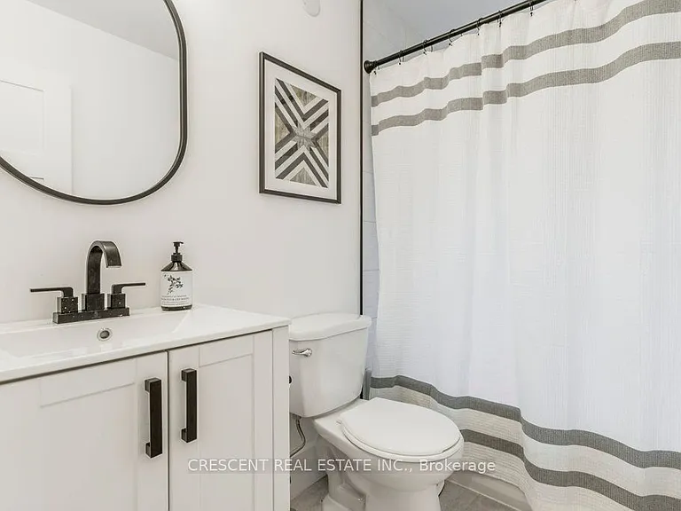 37 Georgian Manor Dr — Photo 28
