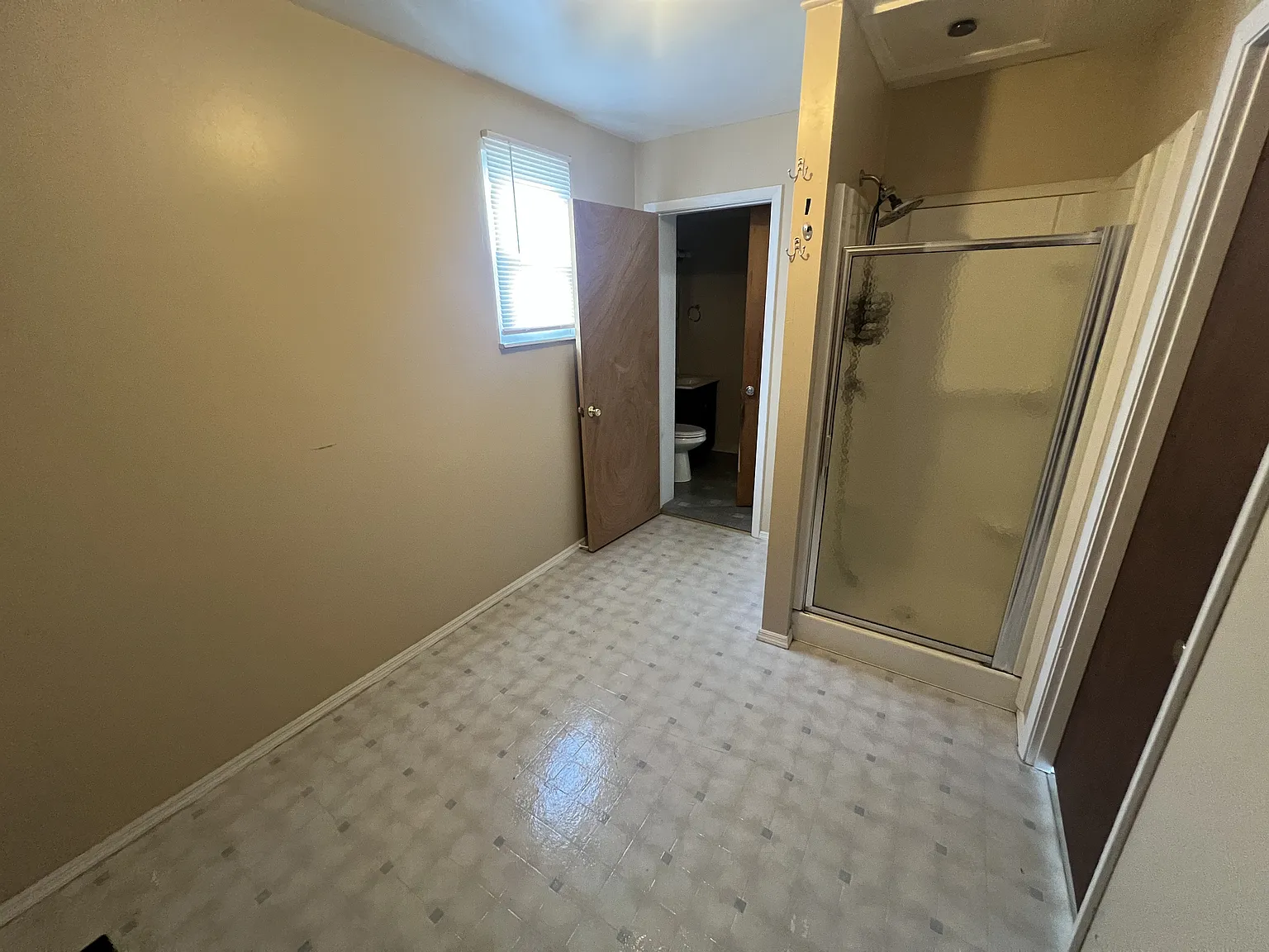 1885 E Westbrook Road — Photo 4