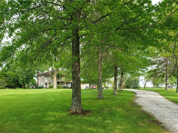 15285 Edgerton Rd, Gardner, KS 66030