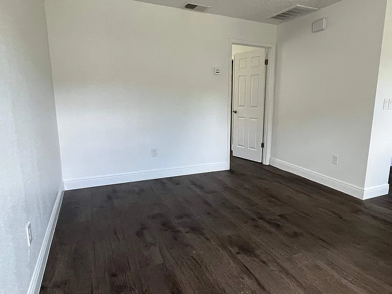 2621 Kelly Ln #4075067620 — Photo 9