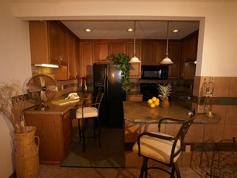 Greenway Park Apartments — Photo 4