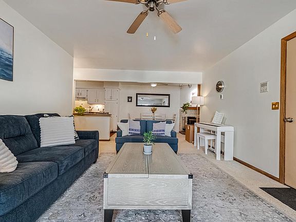 4th image of 1226 E Decorah ROAD