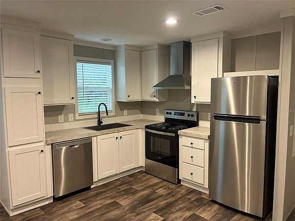2nd image of 263 EDGEWOOD BOULEVARD