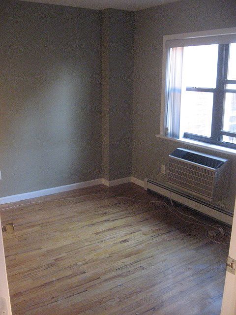 2nd image of 152 Forsyth St #6A