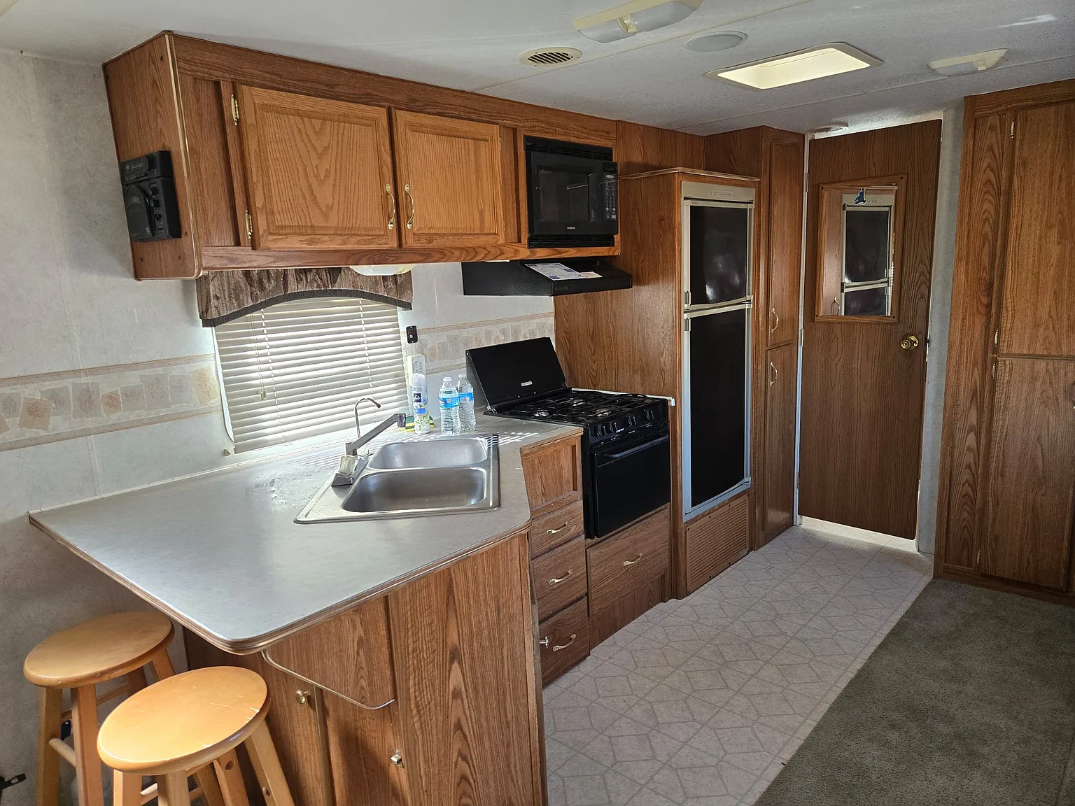 White St, Pahrump — Photo 4