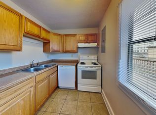 1393 Indianola Ave, Columbus, OH 43201