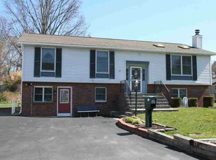 23 Barrett Pl, Beacon, NY 12508