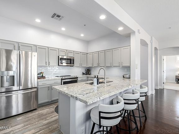 2nd image of 19550 N GRAYHAWK Drive #2055